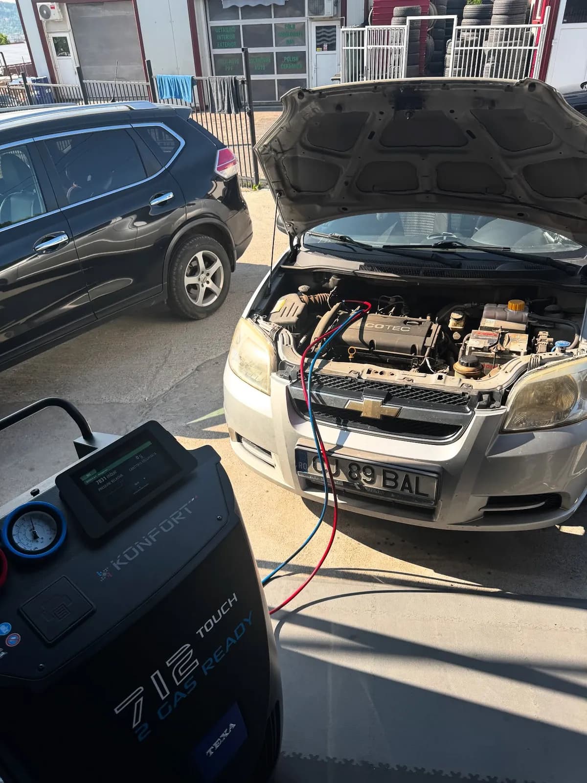 Reîncărcare freon Chevrolet în Cluj-Napoca la Quik Detailing (gaz R134a)