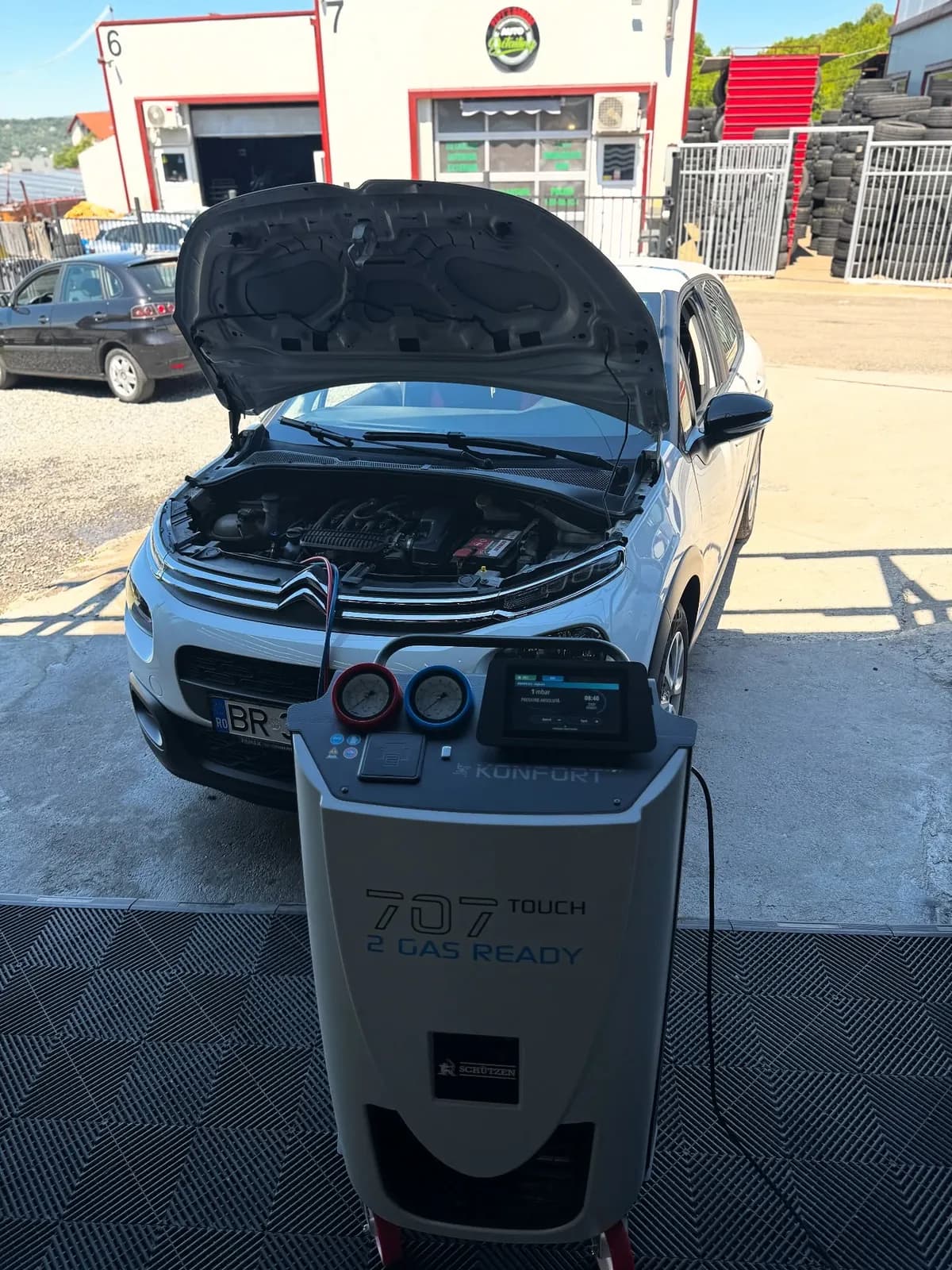 Reîncărcare freon Citroën în Cluj-Napoca la Quik Detailing (gaz R1234yf)