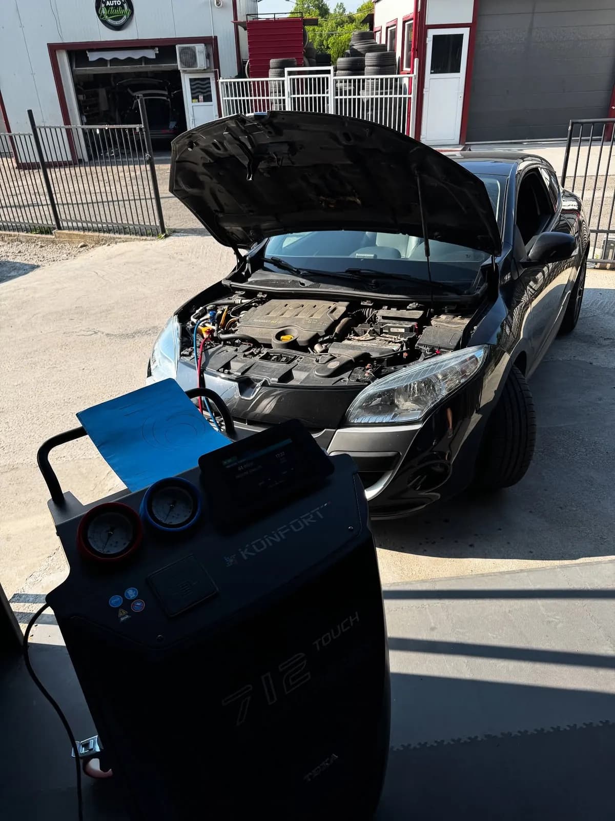 Reîncărcare freon Renault în Cluj-Napoca la Quik Detailing (gaz R134a)