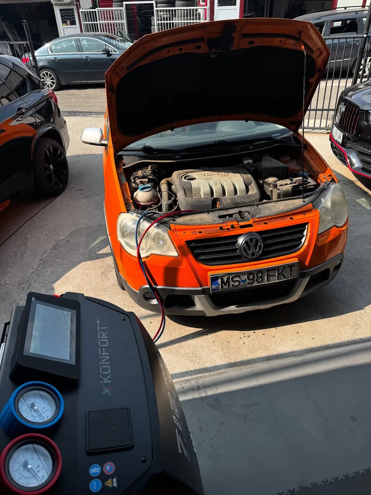 Reîncărcare freon VW Golf în Cluj-Napoca la Quik Detailing (gaz R134a)